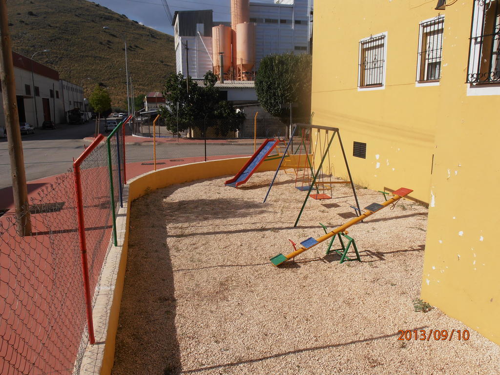 Hostal Restaurante Las Rejas Archidona Dış mekan fotoğraf