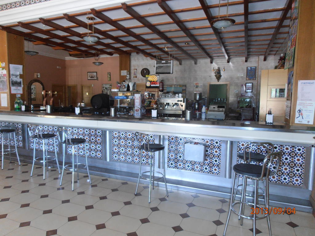 Hostal Restaurante Las Rejas Archidona Dış mekan fotoğraf